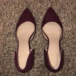 Women’s size 7 heel.